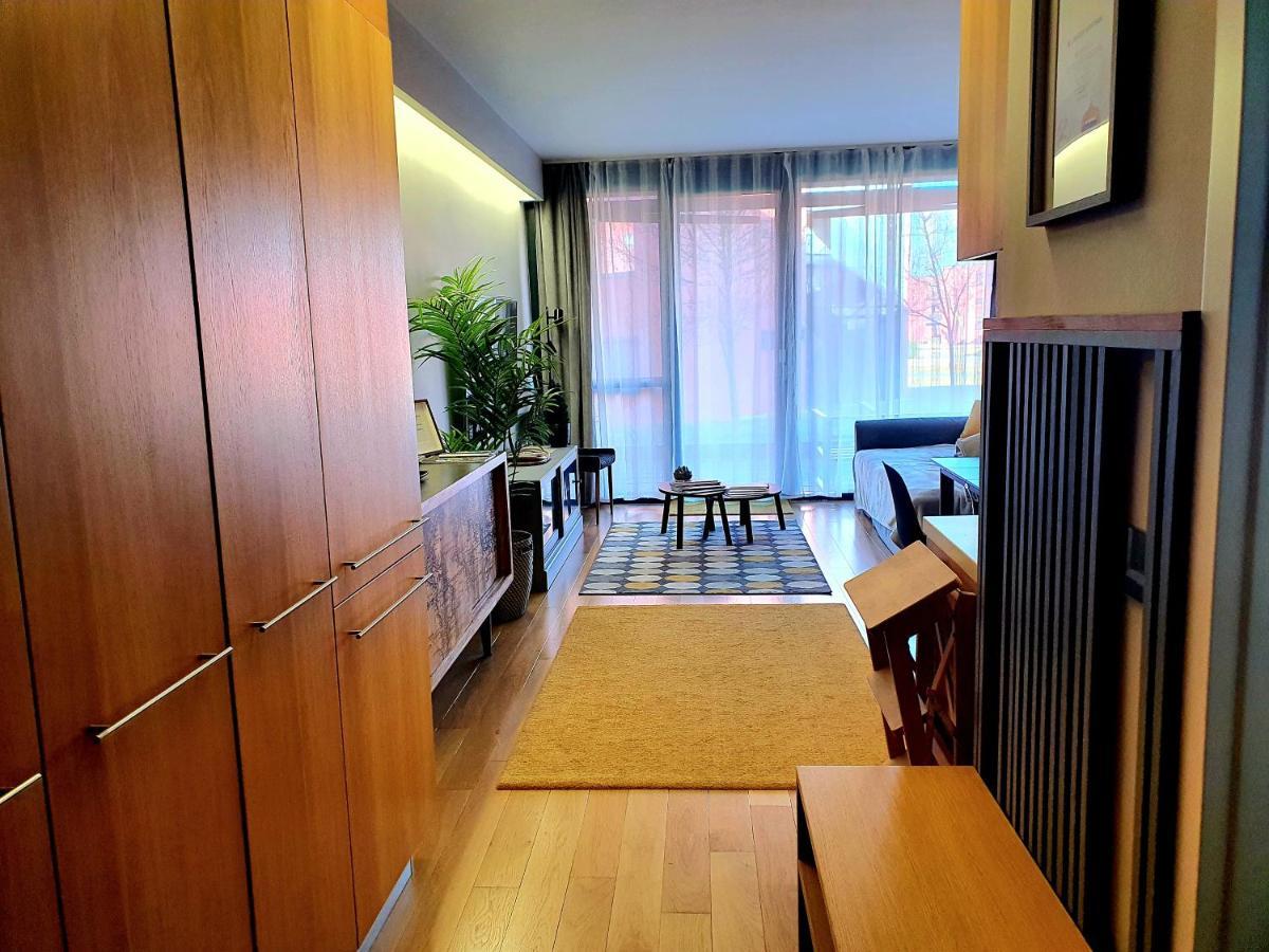 Bl Lakeside Apartman Balatonlelle Bagian luar foto